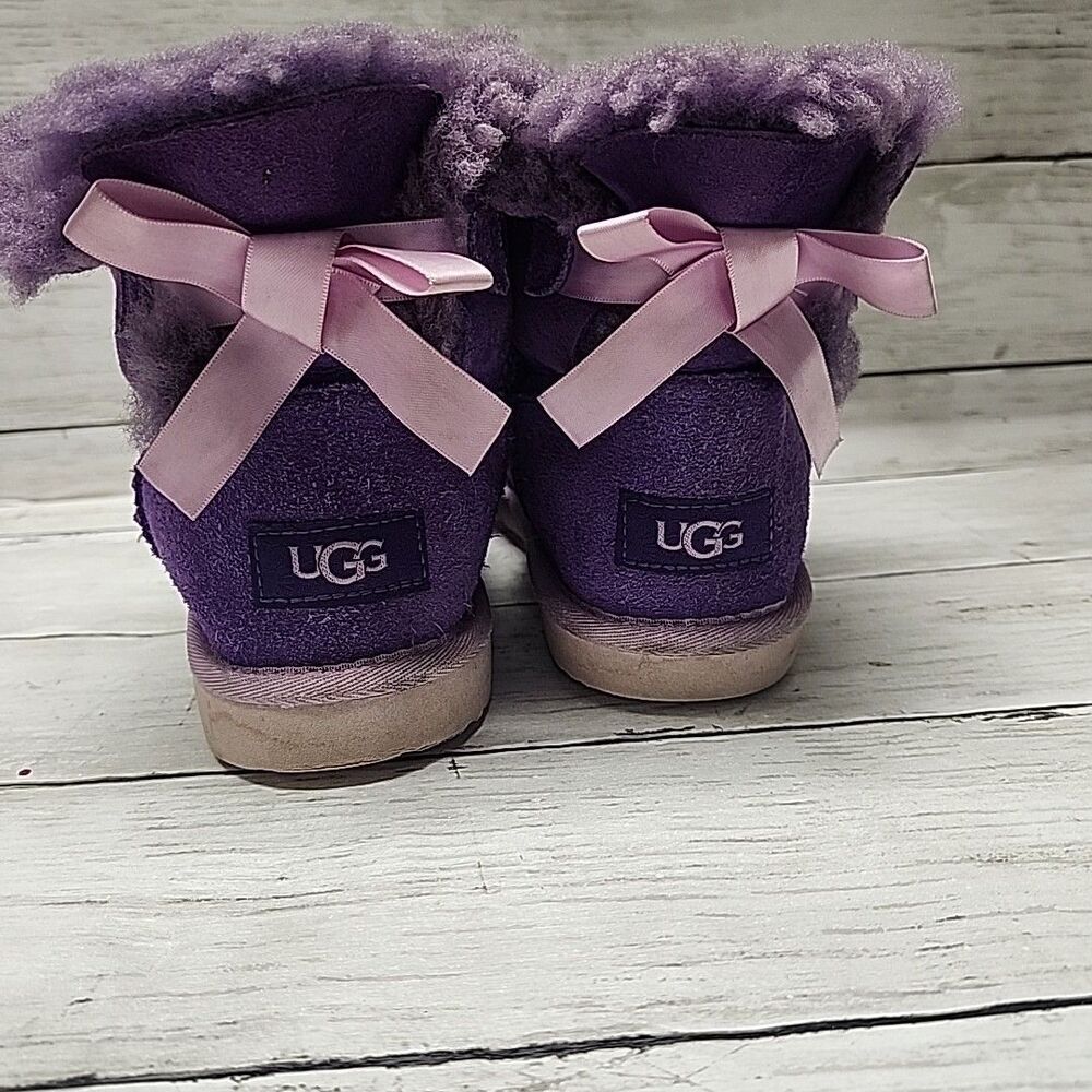 UGG Boot  Kids MINI BAILEY BOW II Violet Bloom Size 3 Purple - Picture 2 of 11